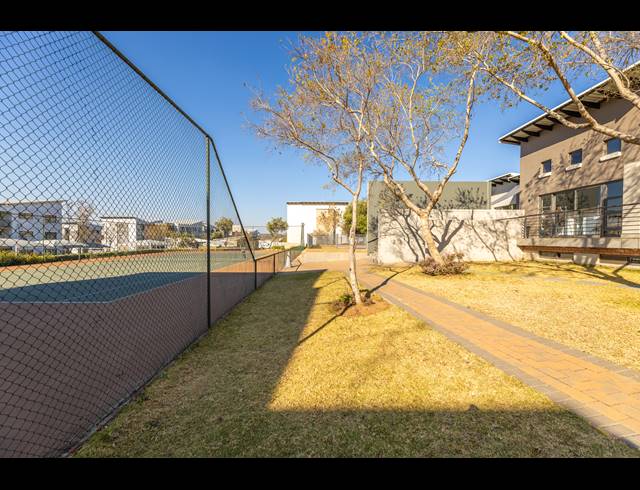 0.5 BEDROOM APARTMENT FOR SALE IN DAINFERN
